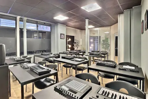 Dj Network Formation