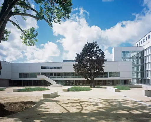 École Nationale de Commerce