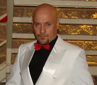 Valdi Guevara Tango Pau