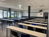 Amos Montpellier, Ecole 100% Sport Business