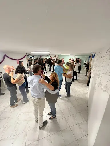 Open Dance Life I Cours de Danse : Salsa, Bachata, Rock & Lady Style À Zi Peynier Rousset & Pourrières