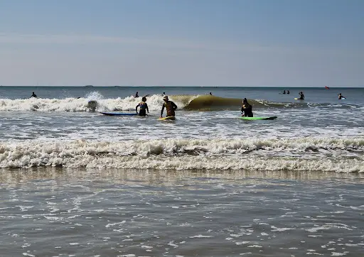 Jul Surf School - École de Surf À Pornichet, la Baule, Batz sur Mer/loire Atlantique