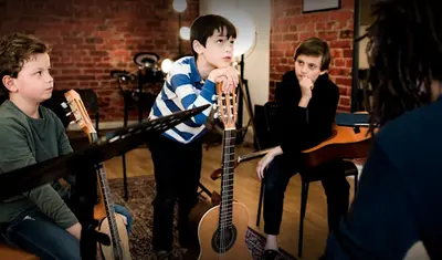 Ecole de Musique de Puteaux la Nouvelle Gamme : Piano, Guitare, Chant, Batterie, Eveil Musical et Théâtre