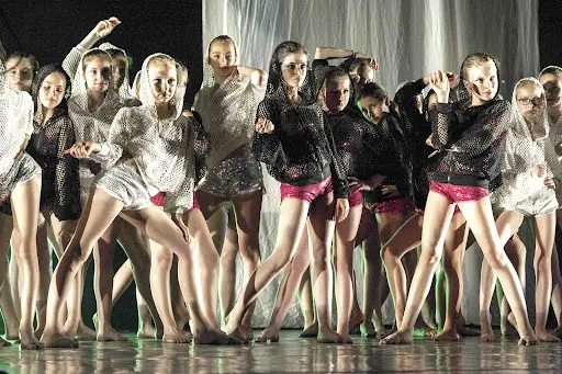 Attitude Danse