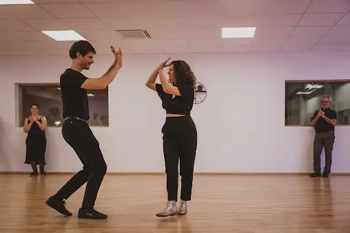 Dansalice - Cours de Danse À Nantes