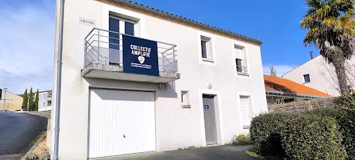 École de Musique Collectif Amplifié – Cours de Guitare, Basse, Batterie, Chant et Piano À Saintes 17100