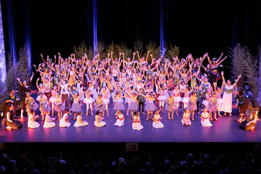 Ecole Ell Zi-danse Feti A Pao