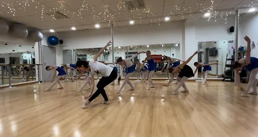 Danses&corps-école de Danse Claire Deniau