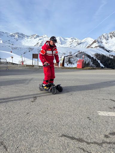 Ecole de Ski Electrique