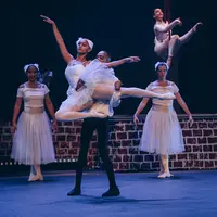Konnection Studios - Bienêtre - Aérien - Pole - Danse - Acro