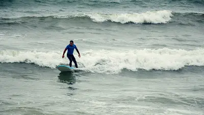 Surfing Saint-gilles