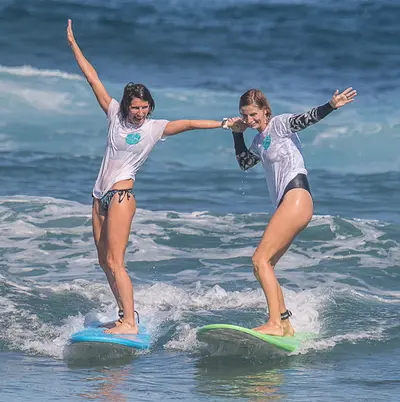 Leu Tropical Surf School
