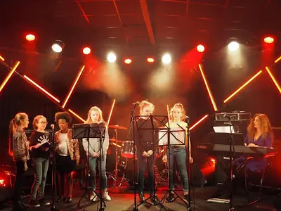 Paroles et Musiques : Cours de Musiques, Théâtre et Écriture À Saint-malo