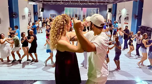 Studio Sat I Danse