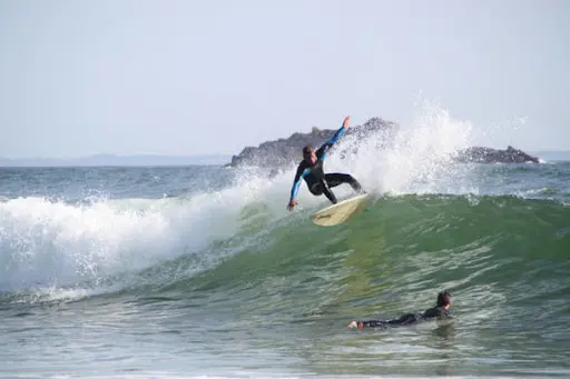Presquile Surf School - Ecole de Surf Quiberon & Plouharnel (stage de Surf, Cours de Surf)