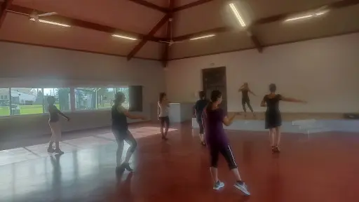 "mouv Danse Tasie"