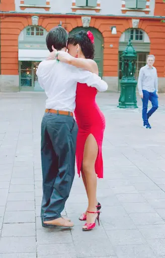 La Bestia Y El Guapo Tango Club - Tango Argentin À Toulouse (cours et Milongas)
