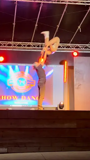 Show Dance