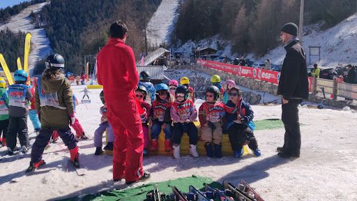 Ecole de Ski Colmiane