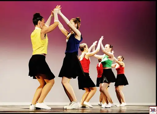 As en Dance