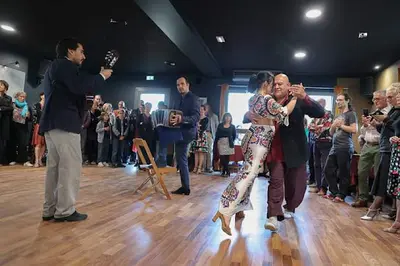 La Tangoteka - École de Tango Argentin Carolina Udoviko