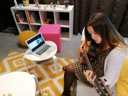 École de Musique Wiplay Versailles | Cours de Piano, Guitare, Chant...