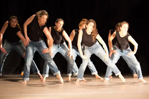 Follement Temps Danse