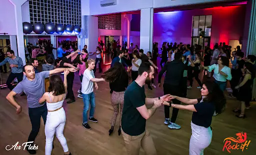 Tendance 4 Temps - Ecole de Danse Rock Moderne
