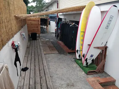 Longwave Surfcamp